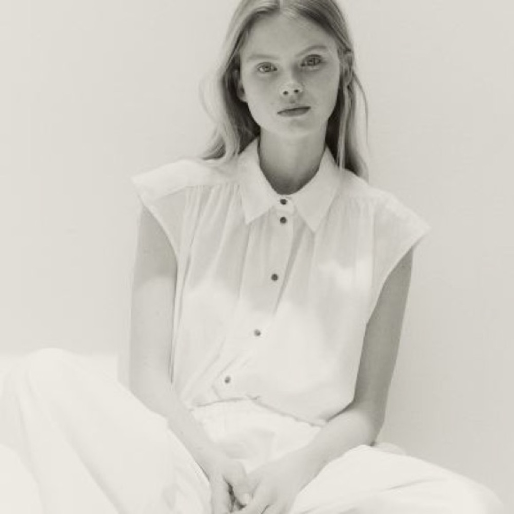NWT H&M linen top